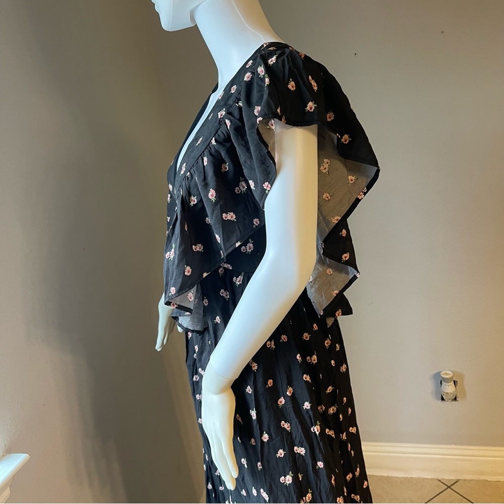 Floral Butterfly-Sleeve Maxi Dress
Size Medium
New
Brand is Forever 21 - Picture 7 of 14